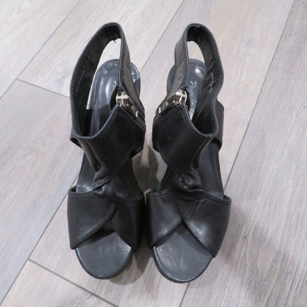 Pour la Victoire Black Leather Zip-Up Wedge Sandal size 8.5
